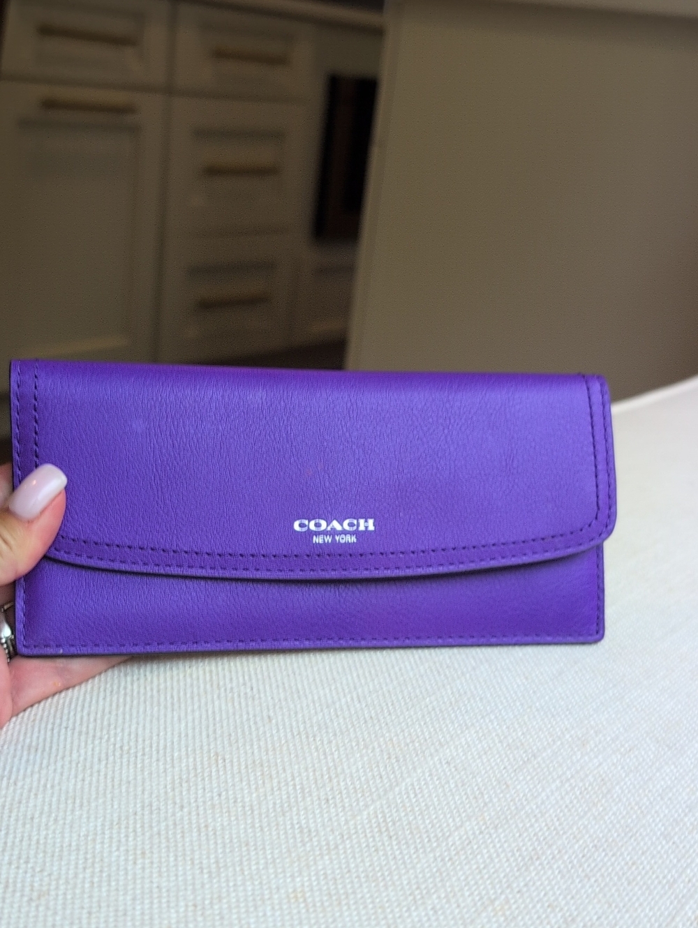 COACH Purple Leather Flap Wallet with Logo - Picture 6 of 9